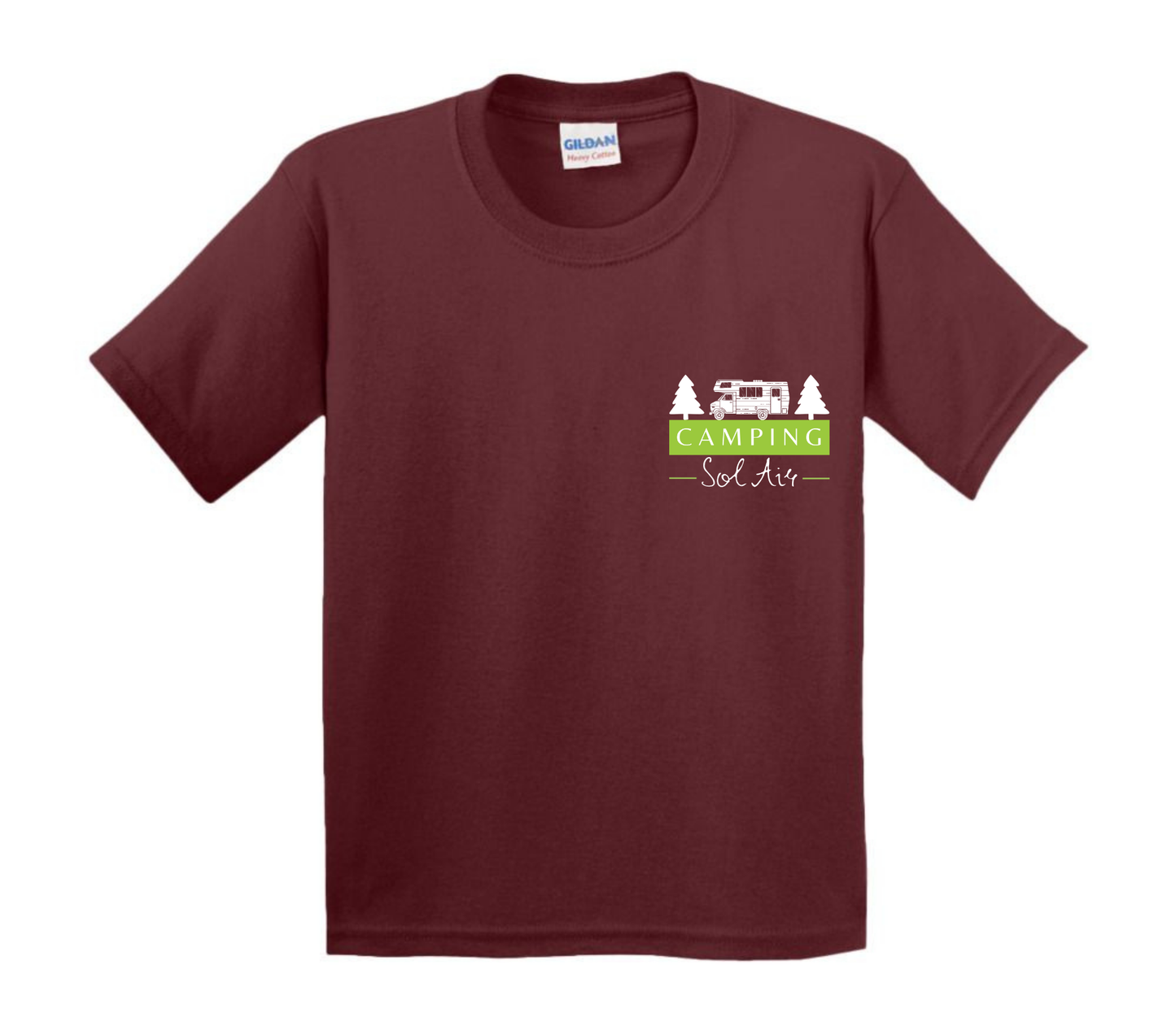 Chandail pour enfant à manches courtes, confortable et stylé, arborant fièrement le logo du camping (format 4 pouces) pour un look à la fois décontracté et représentatif.