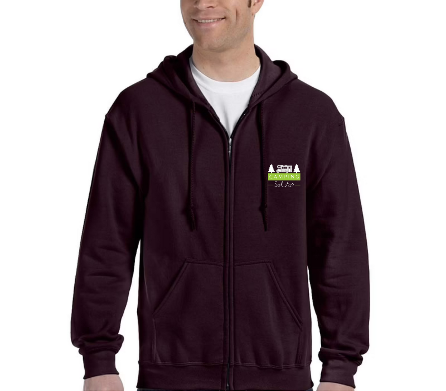 Veste à capuche Gildan Unisexe – Confort et Style au Quotidien - orné d’un logo de 4 pouces du camping